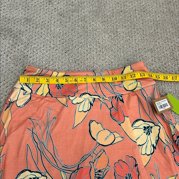 NWT Title Nine Flora Skort Tulip Bloom - Picture 11 of 13